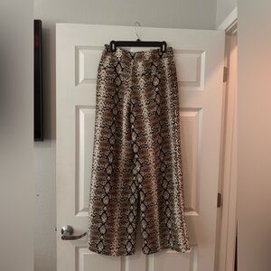 Banana Republic Black and Cream Snake Print Pants